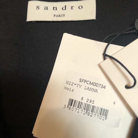 Sandro Paris black blouse , pleated front and sleeves. - Picture 2 of 4